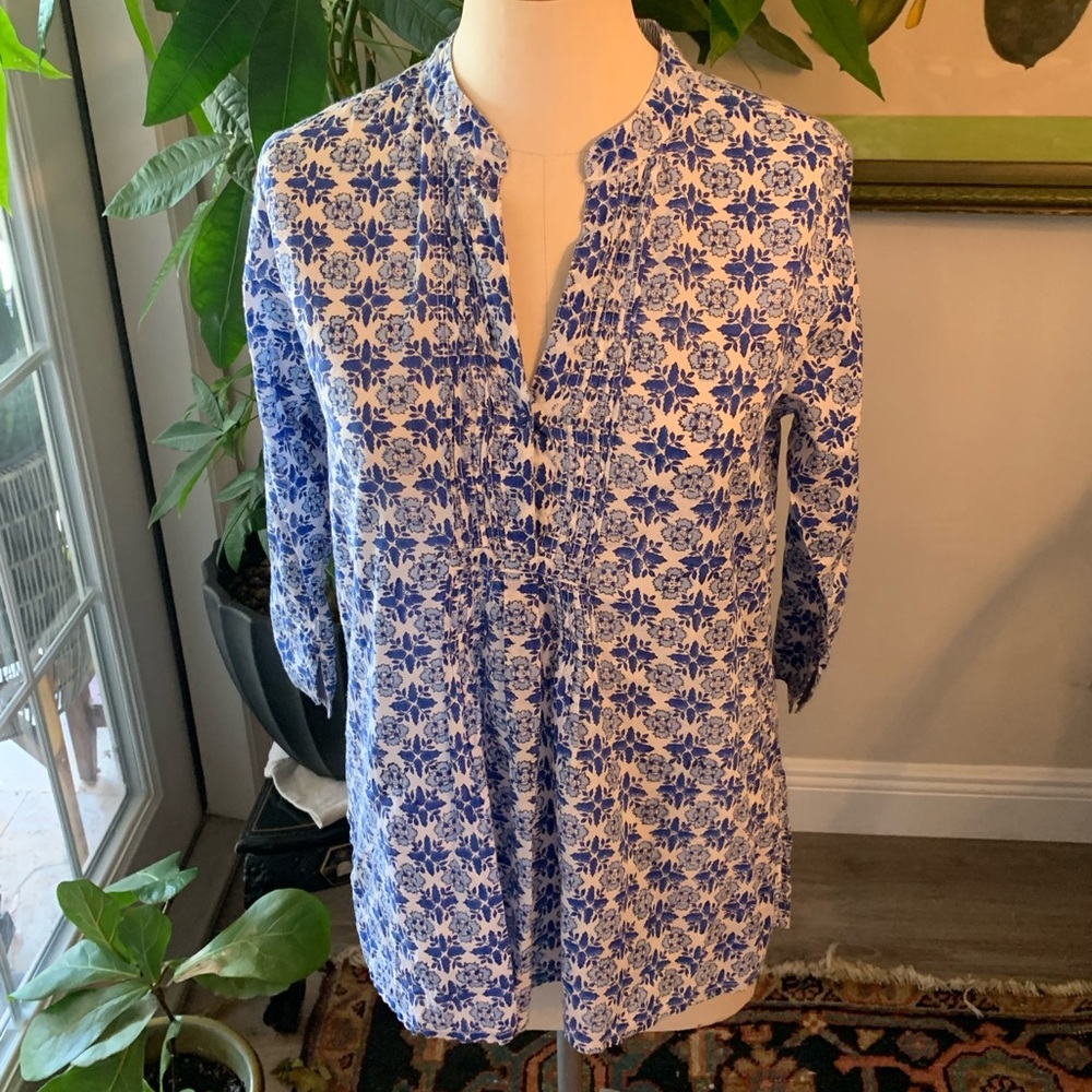 Roberta Roller Rabbit top